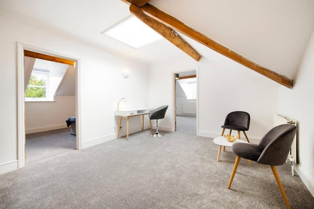 Clifton Spacious 3 Bed Apt & Parking - Simplycheckin Бристоль Экстерьер фото