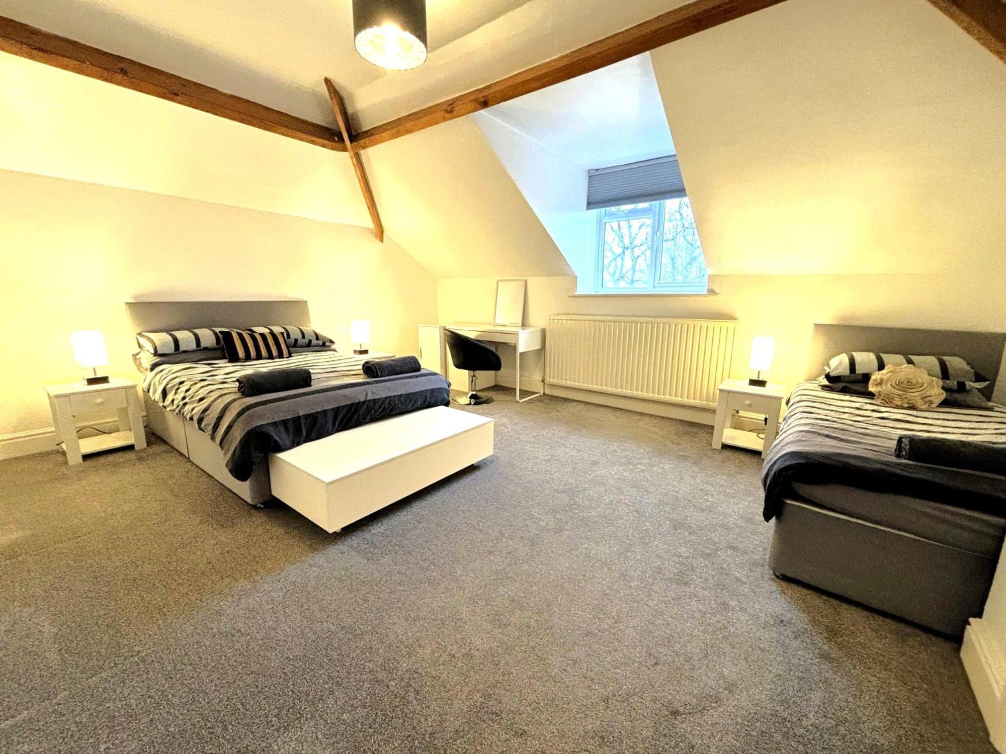 Clifton Spacious 3 Bed Apt & Parking - Simplycheckin Бристоль Экстерьер фото